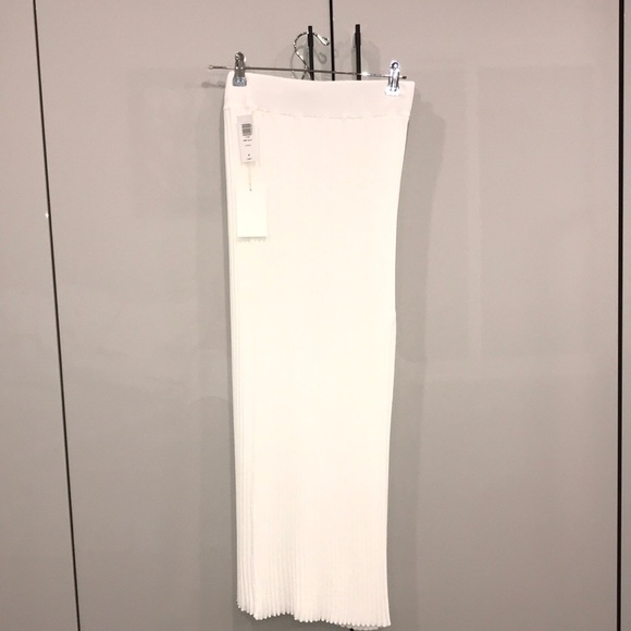 Wilfred Knit Slit Ribbed Skirt - Picture 3 of 3